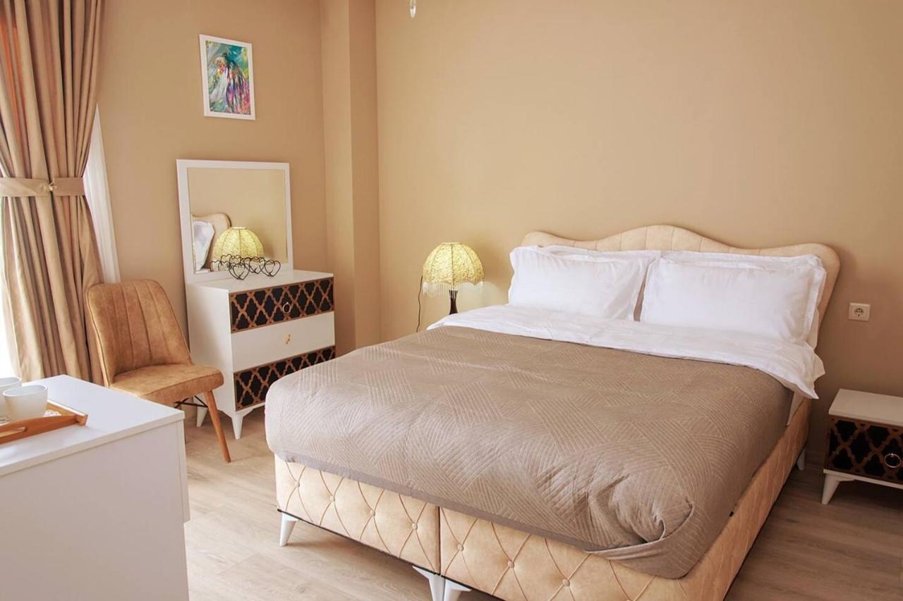 Hotel Tbilisi Mare Extérieur photo