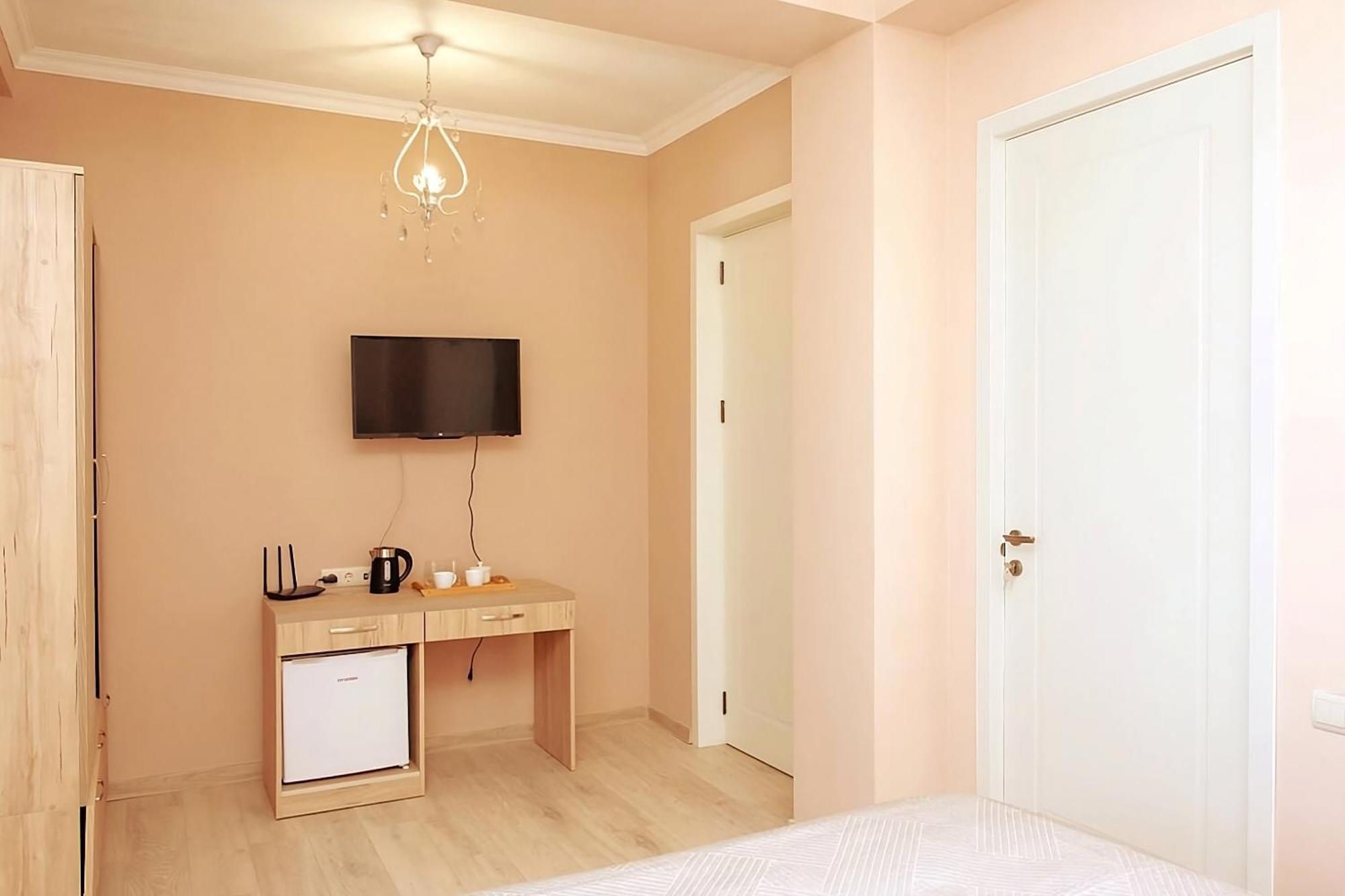 Hotel Tbilisi Mare Extérieur photo